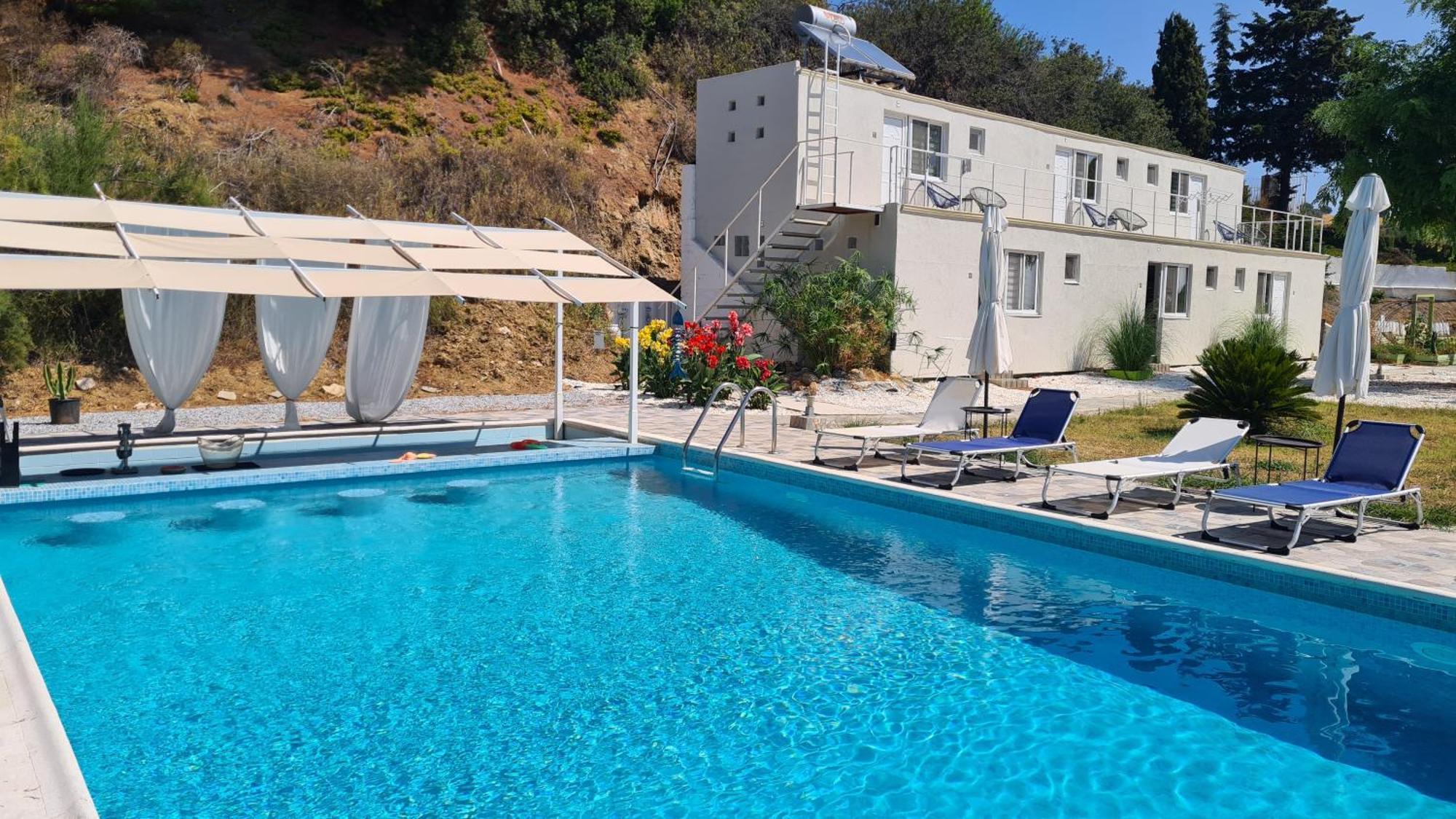 Greco Paradise Suites - Adult Only Nea Skioni Buitenkant foto